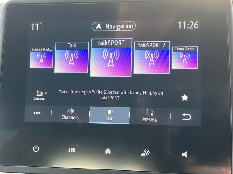 2022 Renault Clio 1.6 E-TECH Hybrid 140 SE Edition 5dr Auto Hatchback PETROL/ELECTRIC Automatic