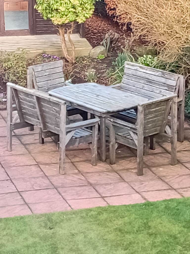 6 seater staffordshire wooden garden furniture set
