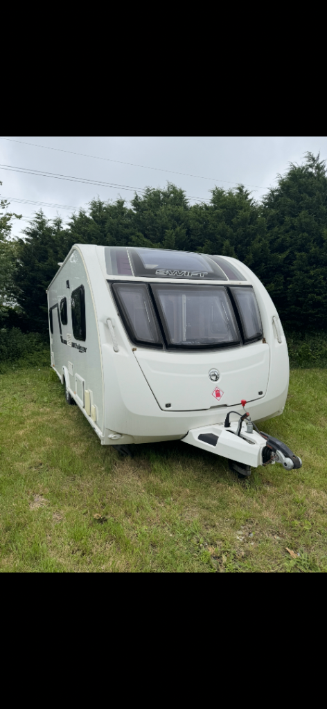 Swift challenger hi style