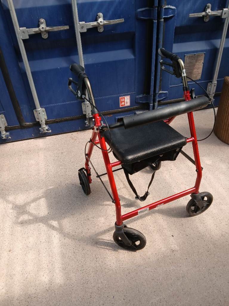 Drive 4 wheel rollator mobility aid with seat, backrest and bag