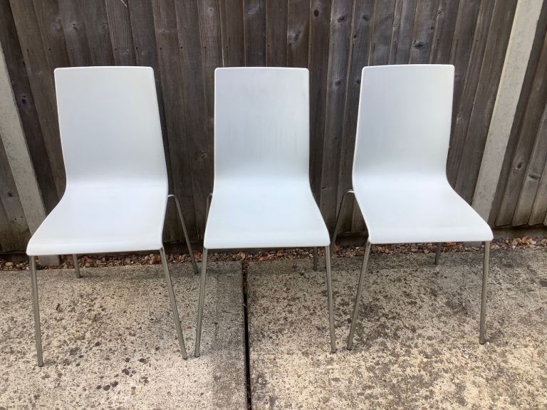 Set of 3 White Dining Chairs with Metal Legs – Good Condition