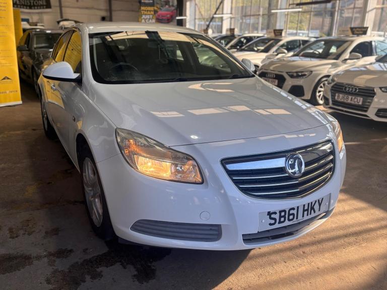  Vauxhall Insignia 1.8 16V Exclusiv Euro 5 5dr Petrol Manual