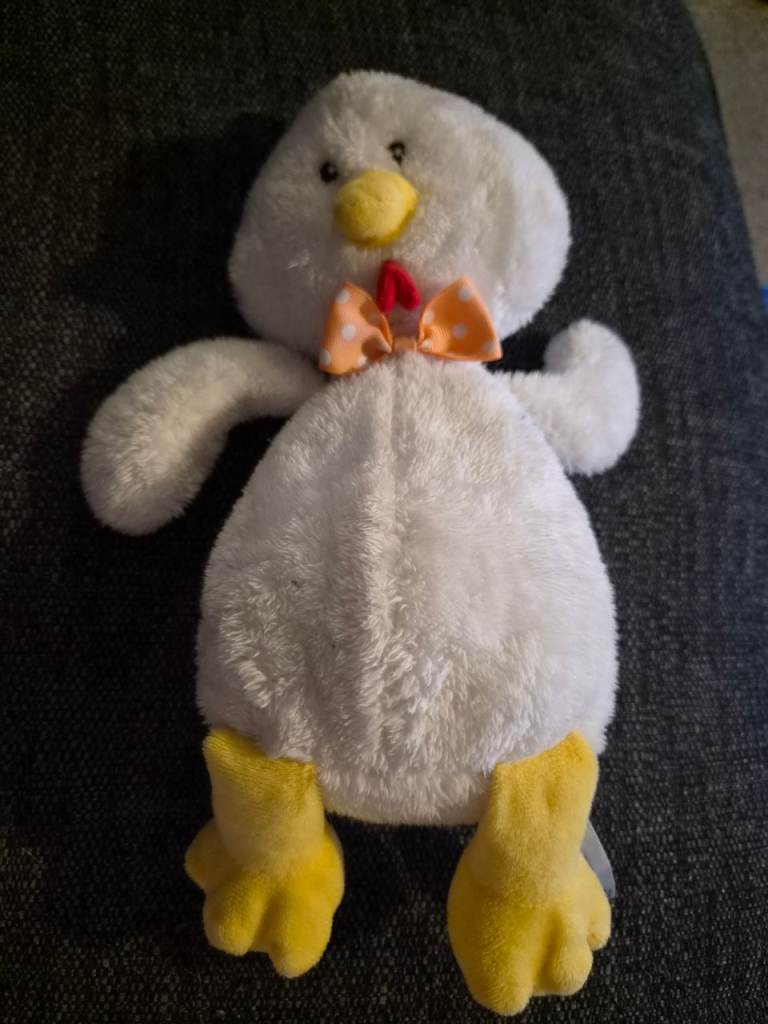 Chicken soft toy