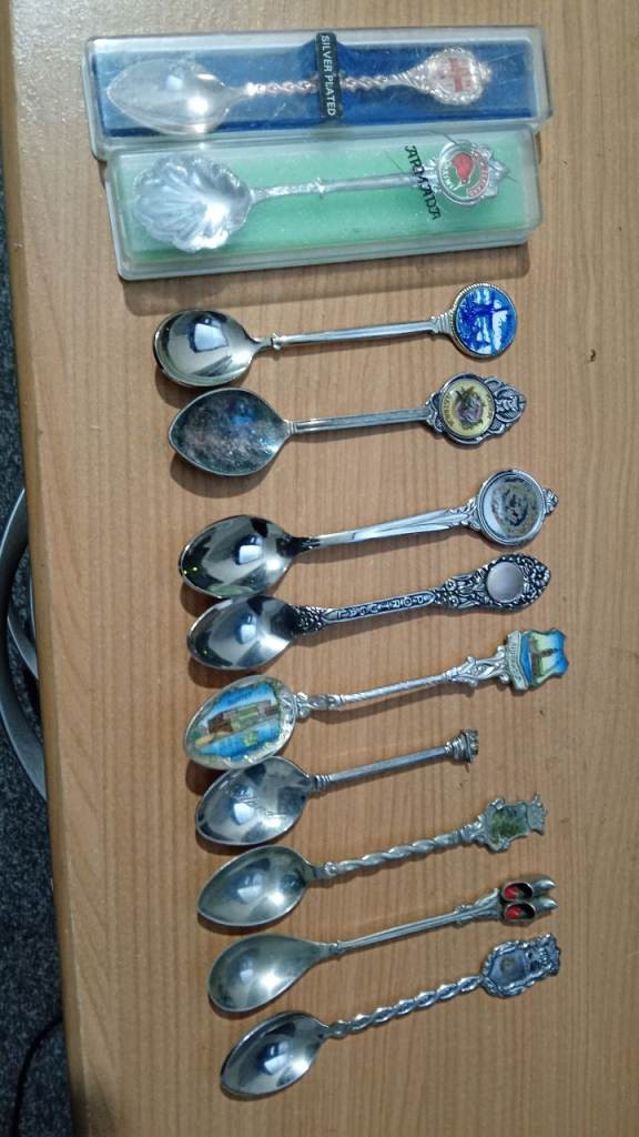 11 collatable spoons