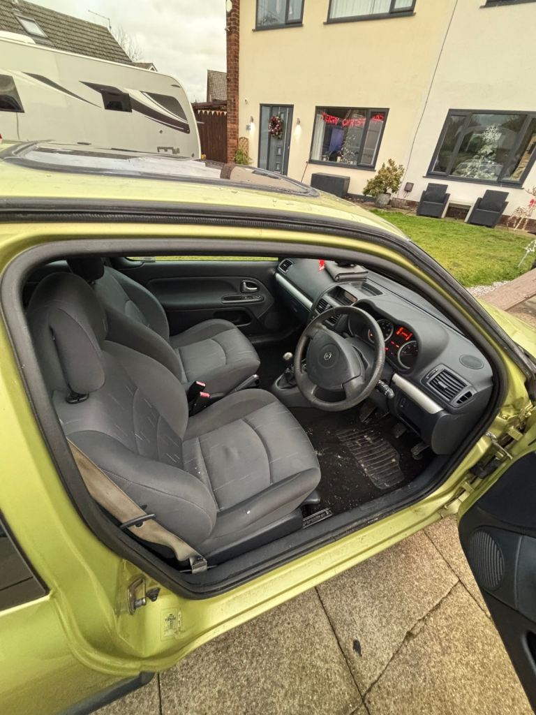 Renault, CLIO, Hatchback, 2004, Manual, 1149 (cc), 3 doors