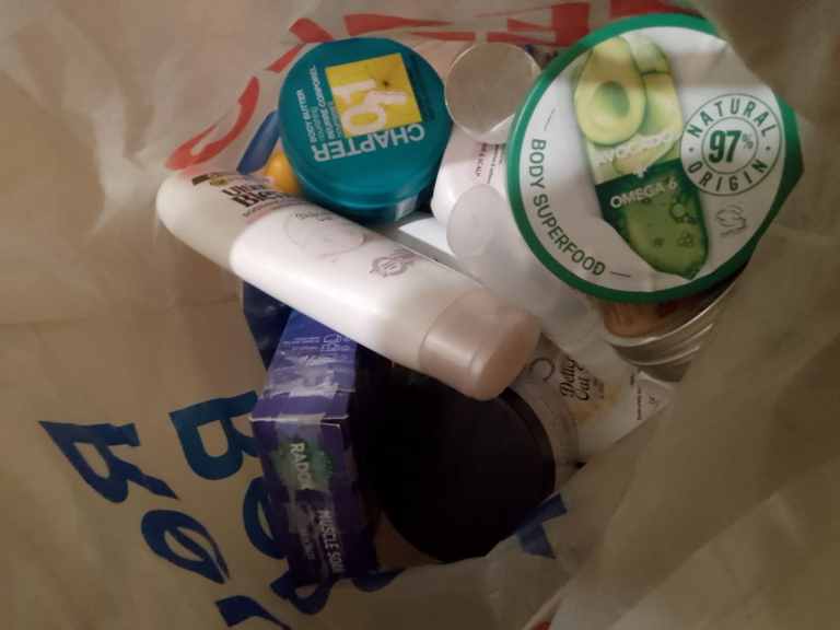 Free toiletries 