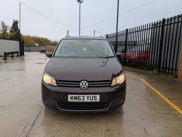 2013 Volkswagen Touran 1.6 TDI 105 BlueMotion Tech SE 5dr DSG MPV Diesel Automatic