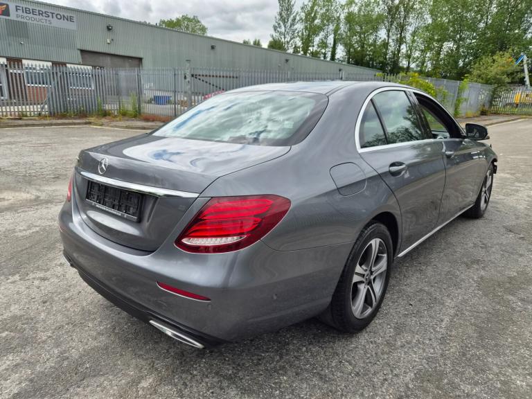 2019 19 MERCEDES-BENZ E CLASS E220d SE 4dr 9G-Tronic Grey Damaged Salvage CAT N