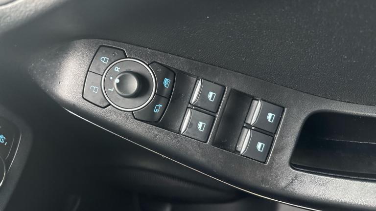 2023 Ford Puma 1.0 EcoBoost Hybrid mHEV ST-Line 5dr HATCHBACK PETROL Manual