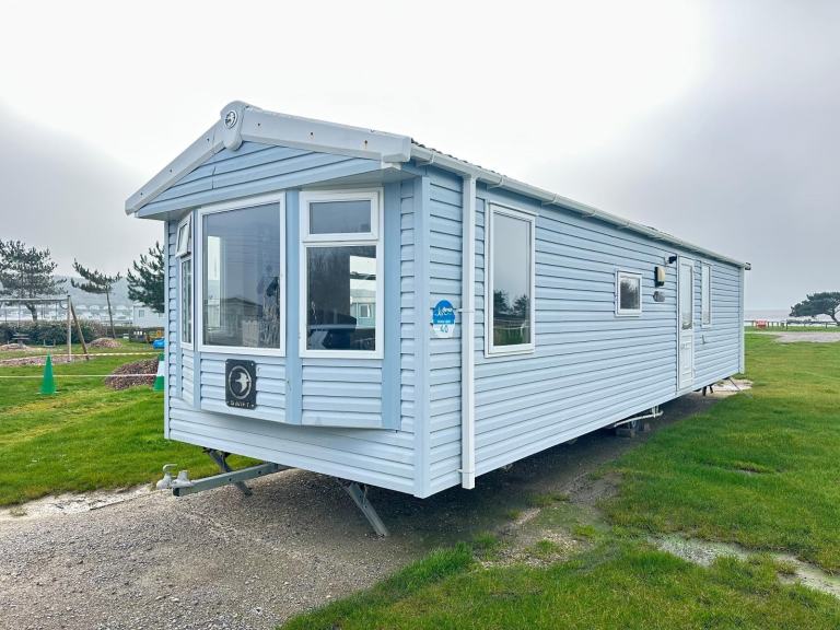 SWIFT OFF SITE SALE LOIRE