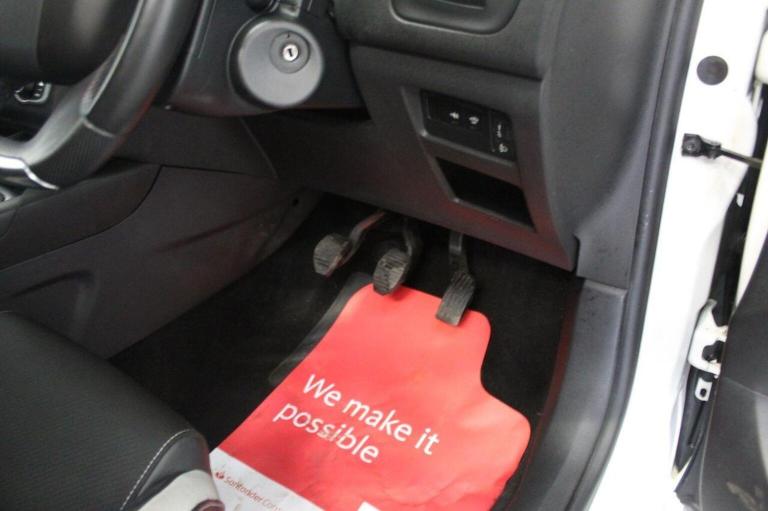 CITROEN DS4 1.6 e-HDi Airdream DStyle Nav Euro 5 (s/s) 5dr 2015