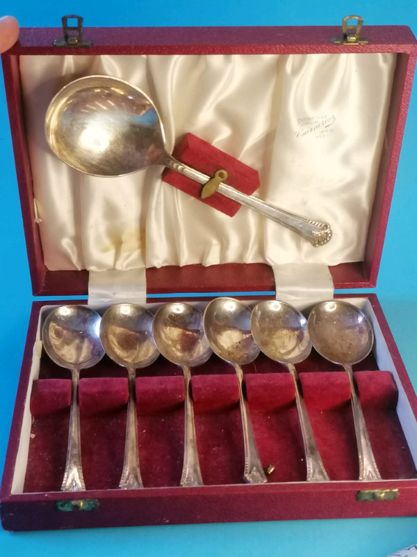 Vintage Boxed Spoon Set. 