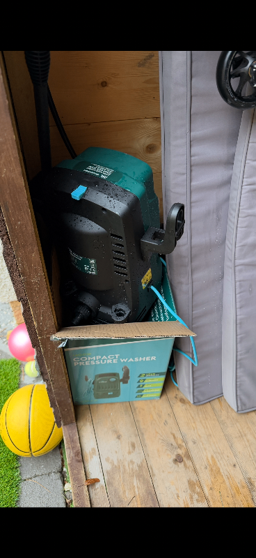 Macgregor Compact Pressure Washer 1400rpm, As Good As New
