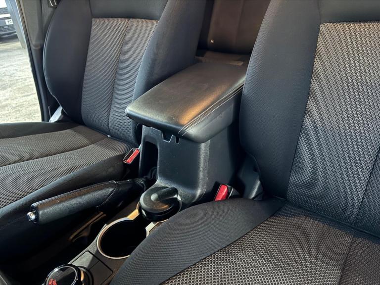 2020 Mitsubishi L200 Double Cab DI-D 150 Warrior 4WD Auto PICK UP DIESEL Automatic