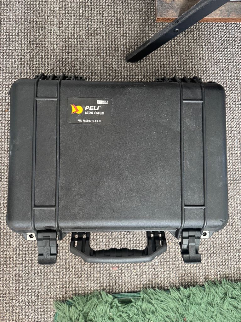 Pelicase 45x30x18cm hard case - NO FOAM