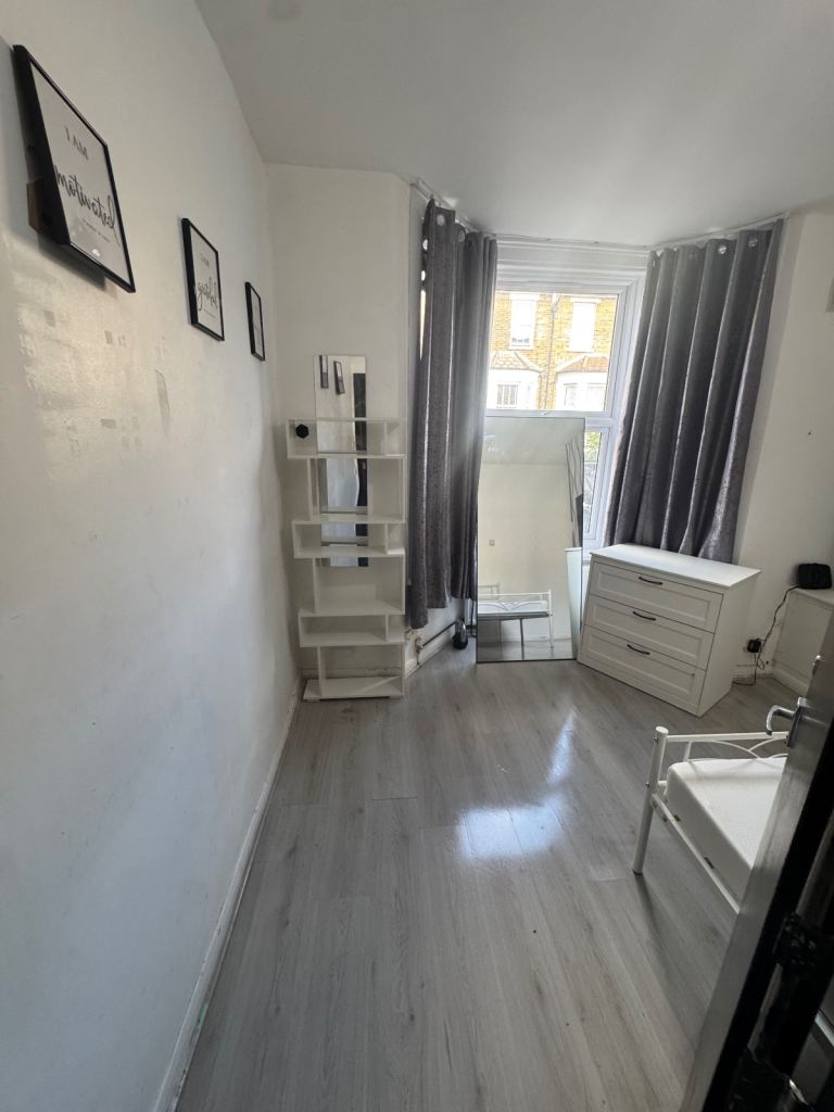 Double Room To Rent - £800 pcm