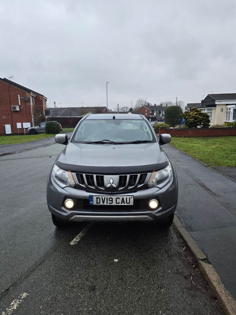 Mitsubishi, L200, Pick Up, 2019, Manual, 2442 (cc)