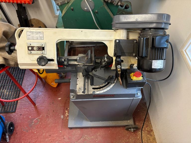 Axminster MCB1155HD Metal Cutting Band Saw