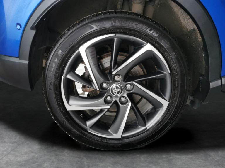 2020 Toyota C-HR 1.8 Hybrid Dynamic 5dr CVT HATCHBACK PETROL/ELECTRIC Automatic