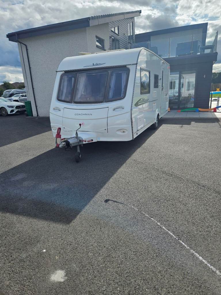 2011 coachman vip 4 birth