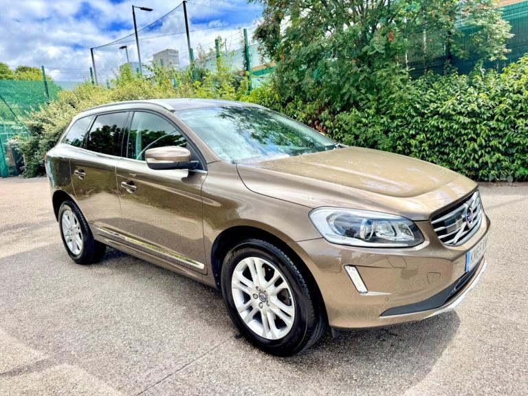 2015 Volvo XC60 D5 [220] SE Lux Nav 5dr AWD Geartronic ESTATE DIESEL Automatic