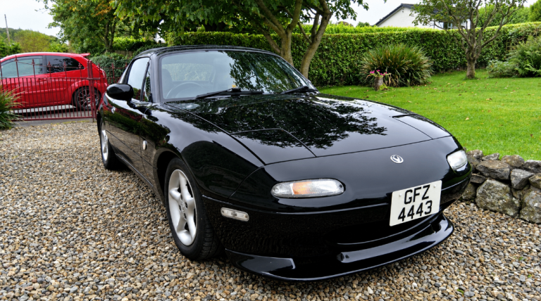 Mazda MX5 Mk1 1.6 1998 (Classic, not Honda, not Toyota, not Nissan)