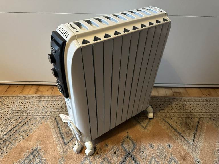 De'Longhi Dragon 4 TRD41025T Oil Filled Radiator