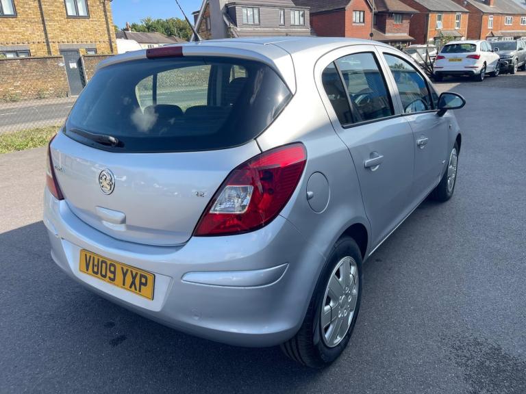 2009 Vauxhall Corsa 1.2i 16v Club 5dr HATCHBACK Petrol Manual