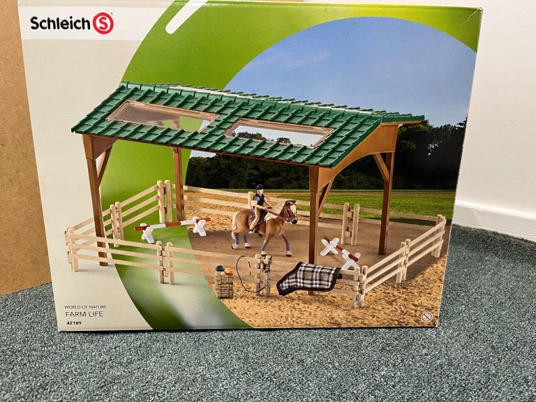 Schleich horses, farm life 42189 riding arena set