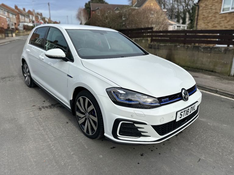 Volkswagen Golf Gte 1.4 Advance Hybrid Semi-Auto