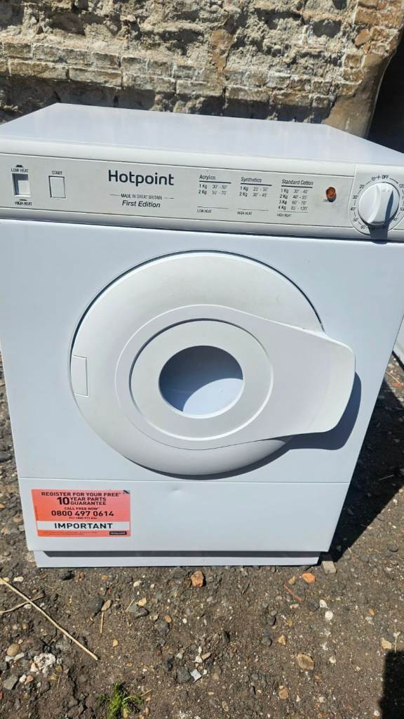 Hotpoint tumble dryer / free delivery 