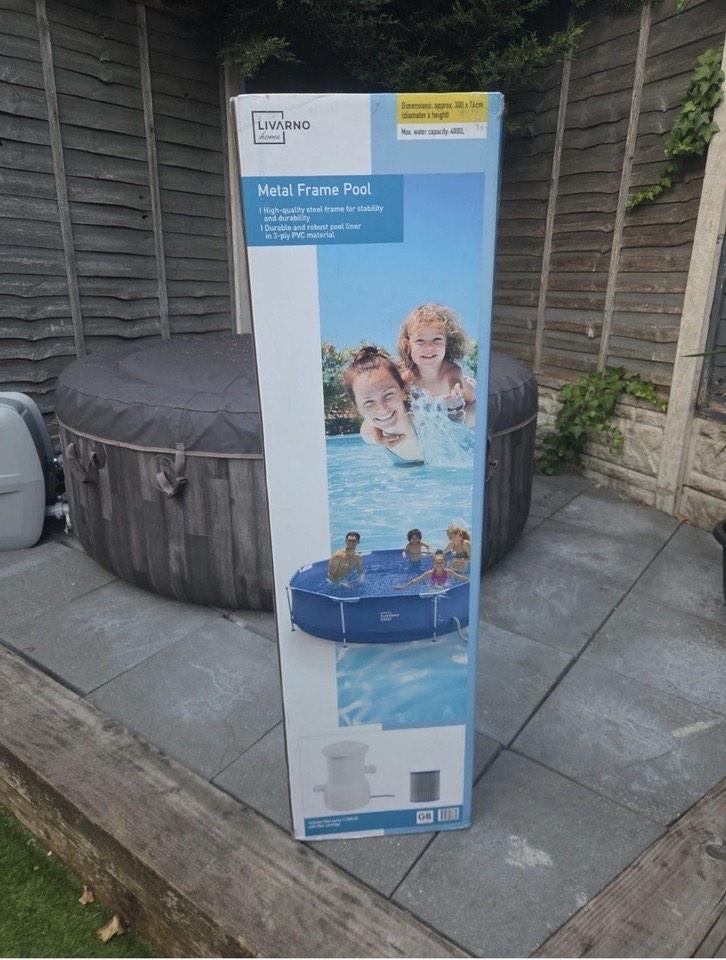 10 FT Brand New Metal Frame Ground Swimming Pool 300cm x 76cm with PUMP & FILTER