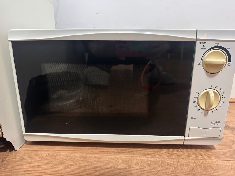 Microwave oven