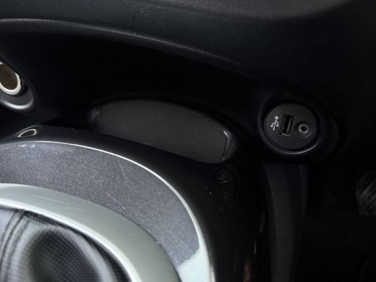 2014 Nissan Juke 1.5 dCi 8v n-tec SUV 5dr Diesel Manual Euro 5 (s/s) (110 ps) HATCHBACK Diesel Ma...