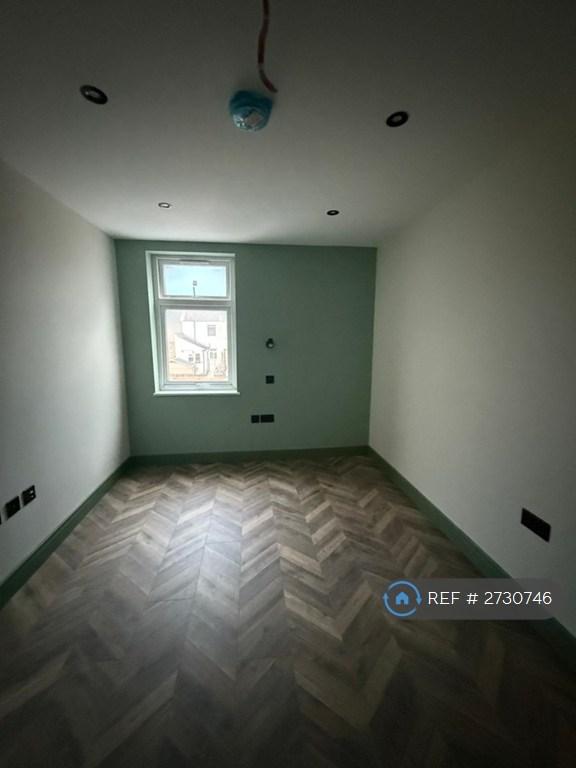 Studio flat in Kentmere Road, London, SE18 (#2730746)