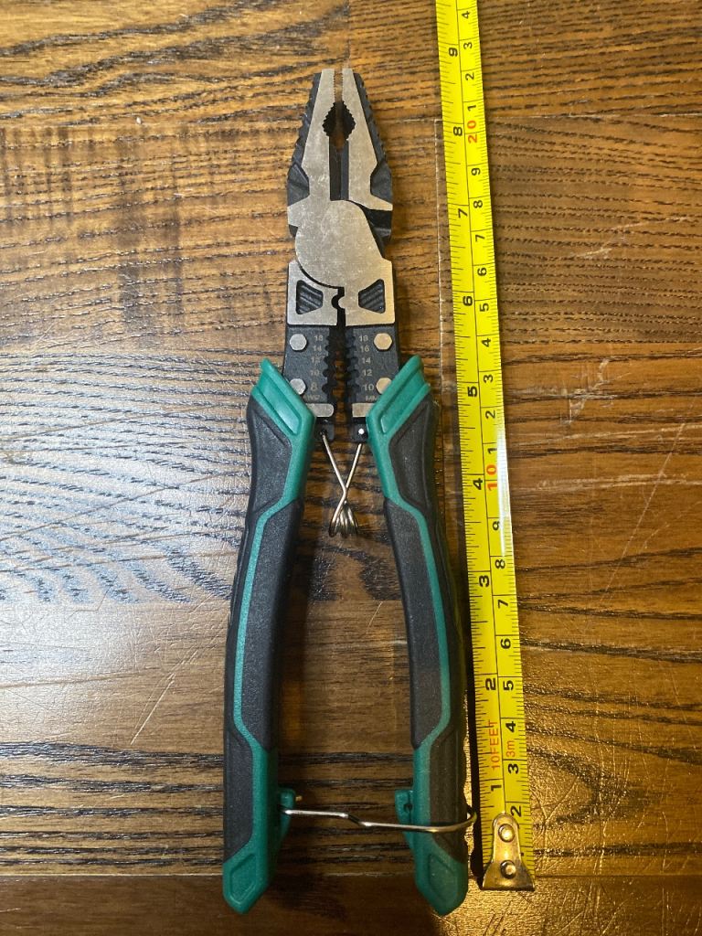 Great Tool Set for Home Repairs – Pliers + Makita Screwdriver!”West Dulwich £41 or best offer 