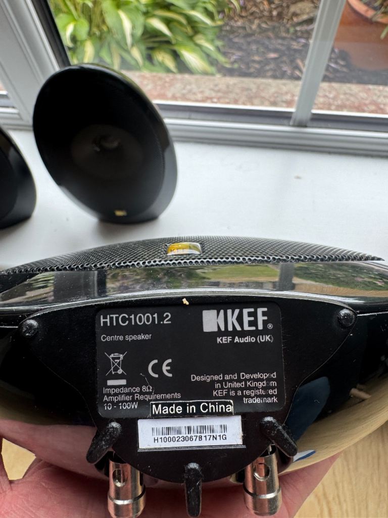 KEF surround speakers “egg” 1001.2