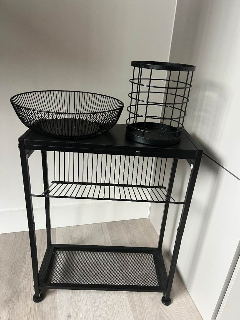 FREE Stand + Kitchen Accessories