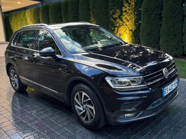 LEFT HAND DRIVE 2017 VOLKSWAGEN TIGUAN 2.0 DIESEL MANUAL [FRENCH REGISTERED] LHD