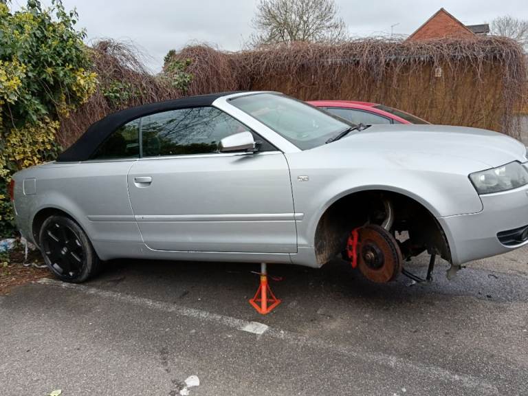 Audi S4 A4 4.2L convertible parts/breaking