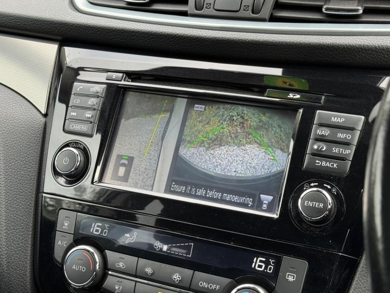 2017 Nissan Qashqai 1.2 DiG-T N-Connecta 5dr Xtronic HATCHBACK PETROL Automatic