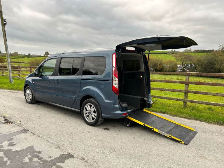 Ford Tourneo Grand Connect Flexi 