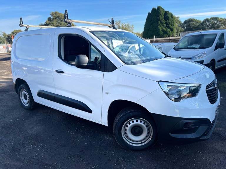 VAUXHALL COMBO 1.6 Turbo D 2000 Edition 2018