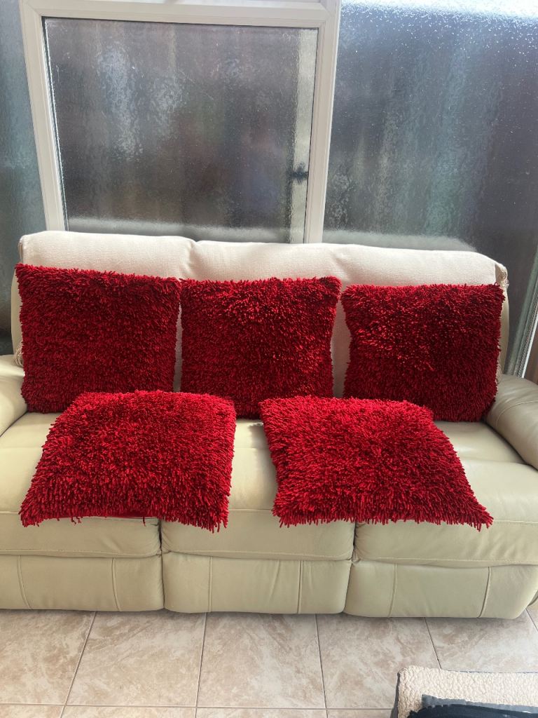 Set of 5 Fluffy Red Cushions – Good Condition