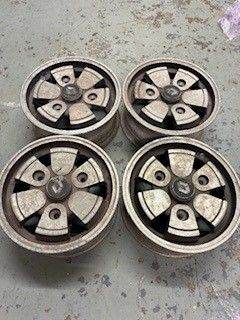 Renault 4L alloy wheels 