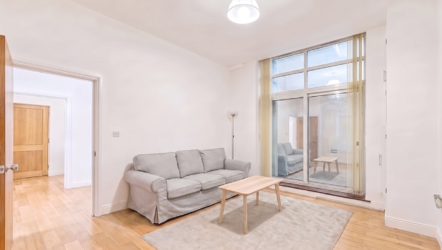 1-Bedroom Flat to Rent near Elephant & Castle | Laugan Walk, London | Available now 