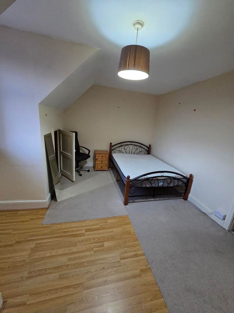 Room for rent in Hayes 