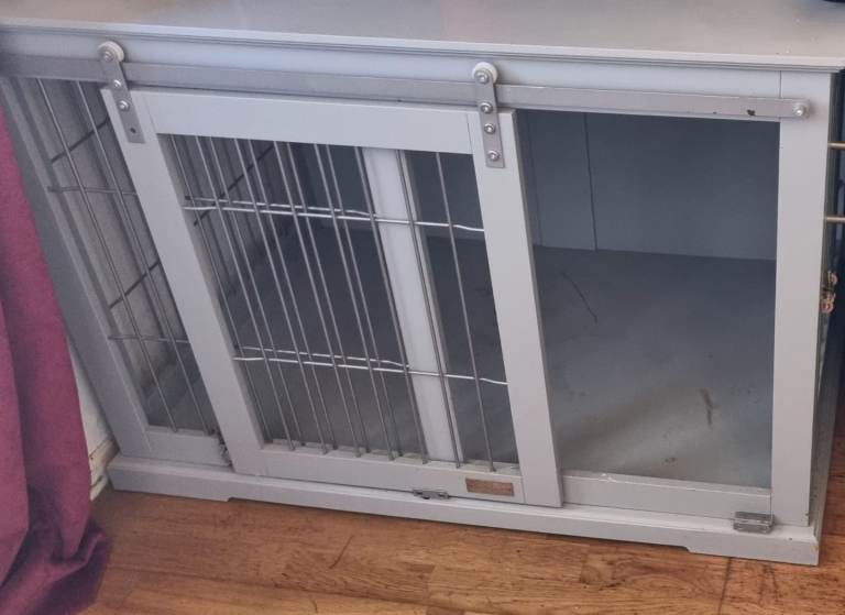 Dog crate
