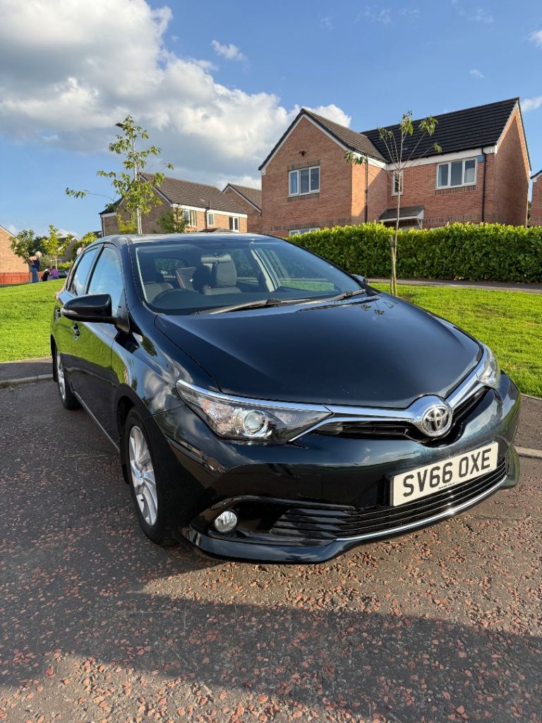 Toyota, AURIS, Hatchback, 2016, Manual, 1197 (cc), 5 doors