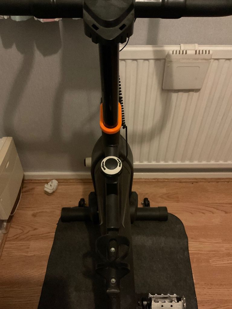Urevo exercise bike